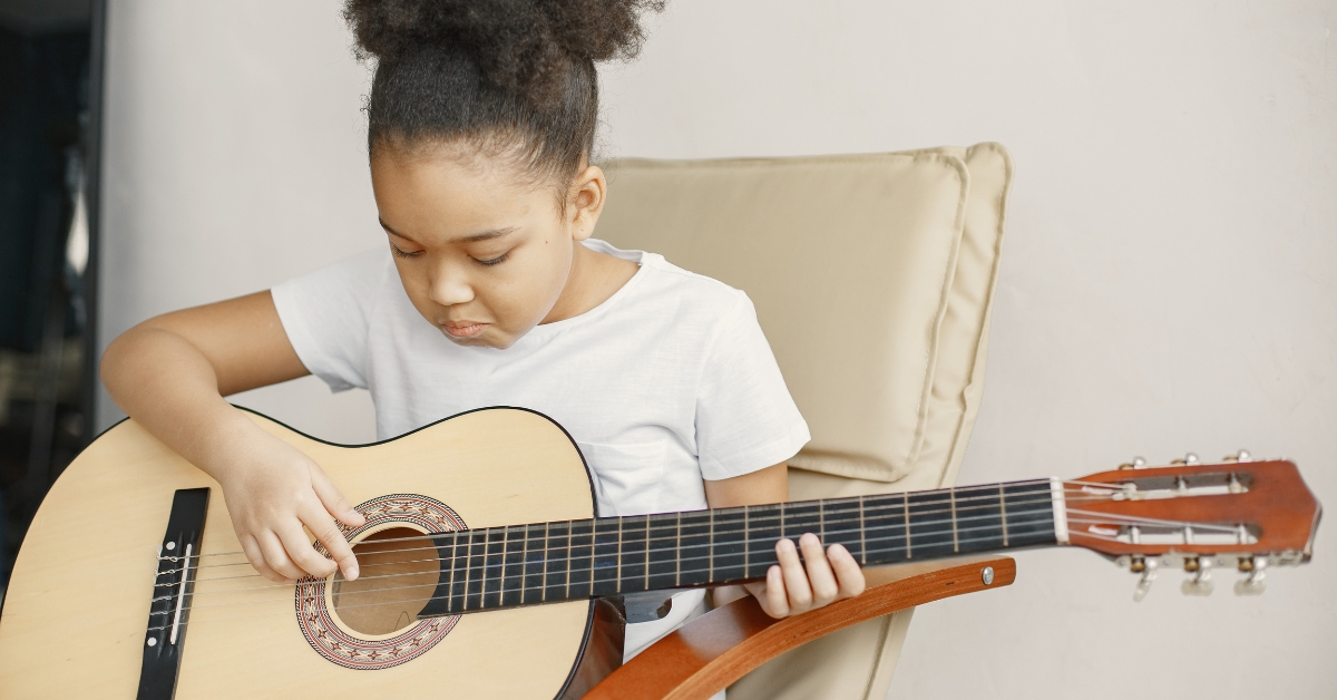 Are Guitar Lessons Still Worth It? OSMD